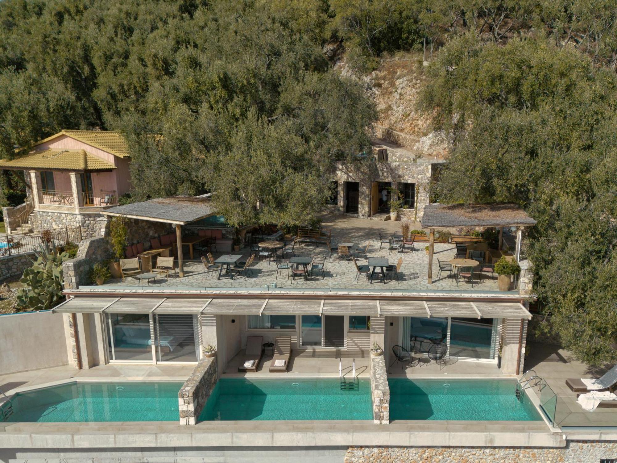 Apolis Villas&Suites Resort Parga Exterior foto