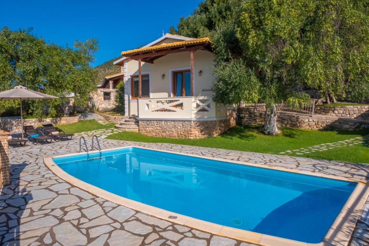 Apolis Villas&Suites Resort Parga Exterior foto